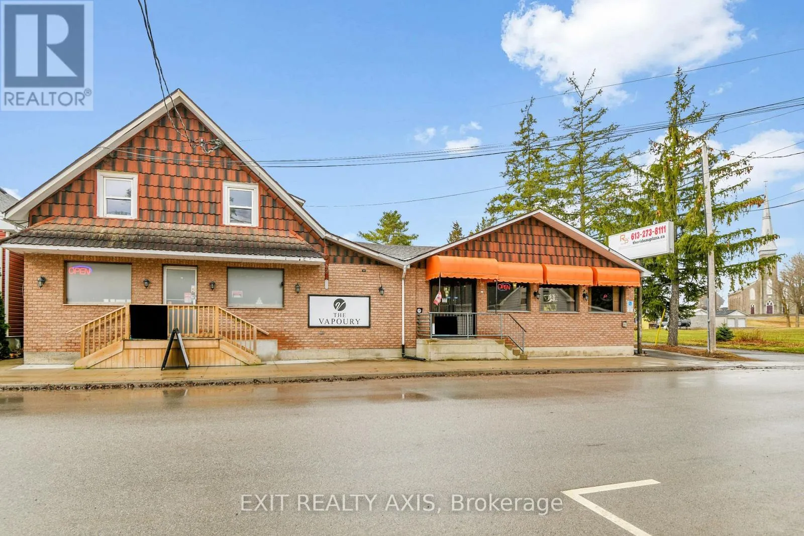 39 Bedford Street S, Westport, Ontario K0G 1X0