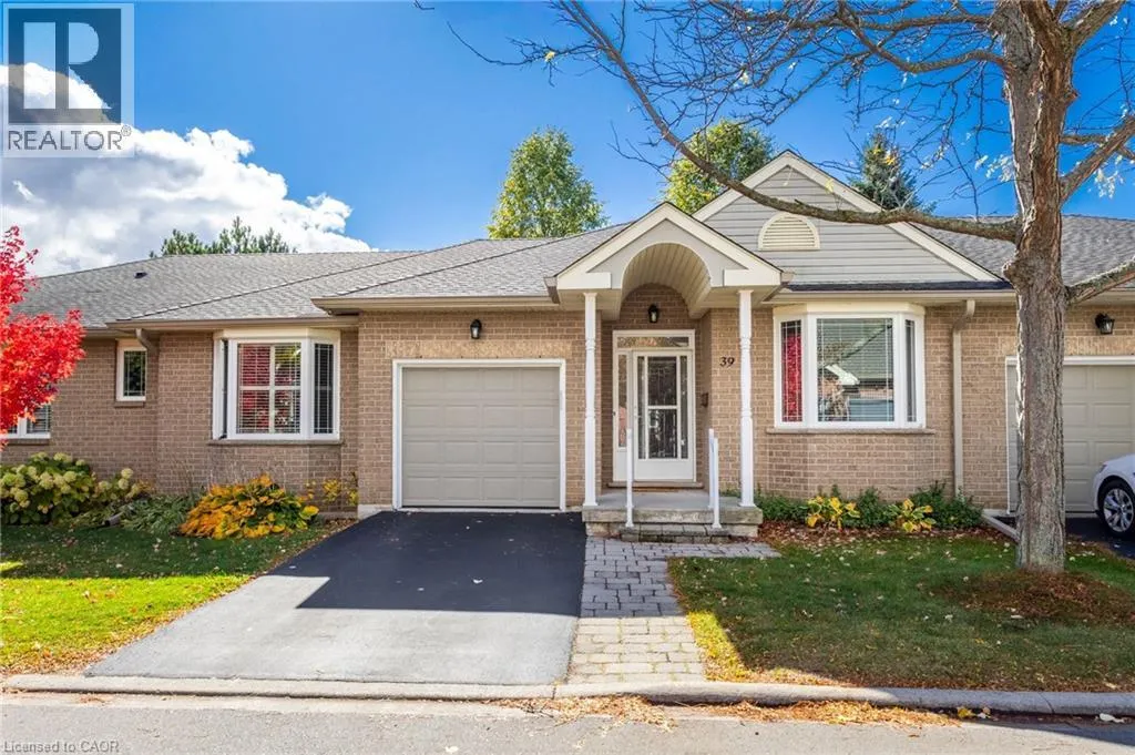 Row / Townhouse for rent: 39 Bocce Drive, Mount Hope, Ontario L0R 1W0