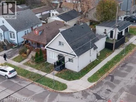 House for rent: 39 Division Street, Hamilton, Ontario L8H 4Z7