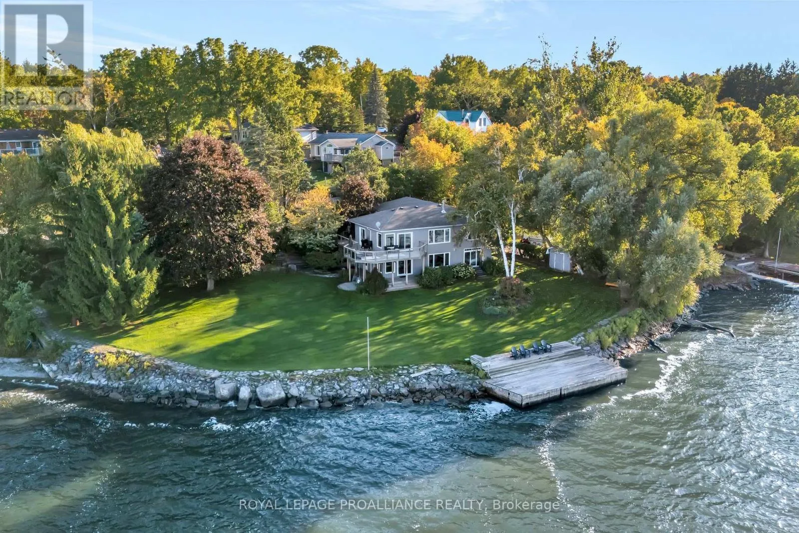 House for rent: 39 Eastern Avenue, Prince Edward County, Ontario K8N 4Z1