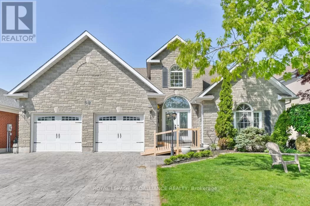 House for rent: 39 Grosvenor Drive, Belleville, Ontario K8P 5K3