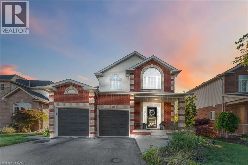 House for rent: 39 Honey Locust Circle, Thorold, Ontario L2V 5E3