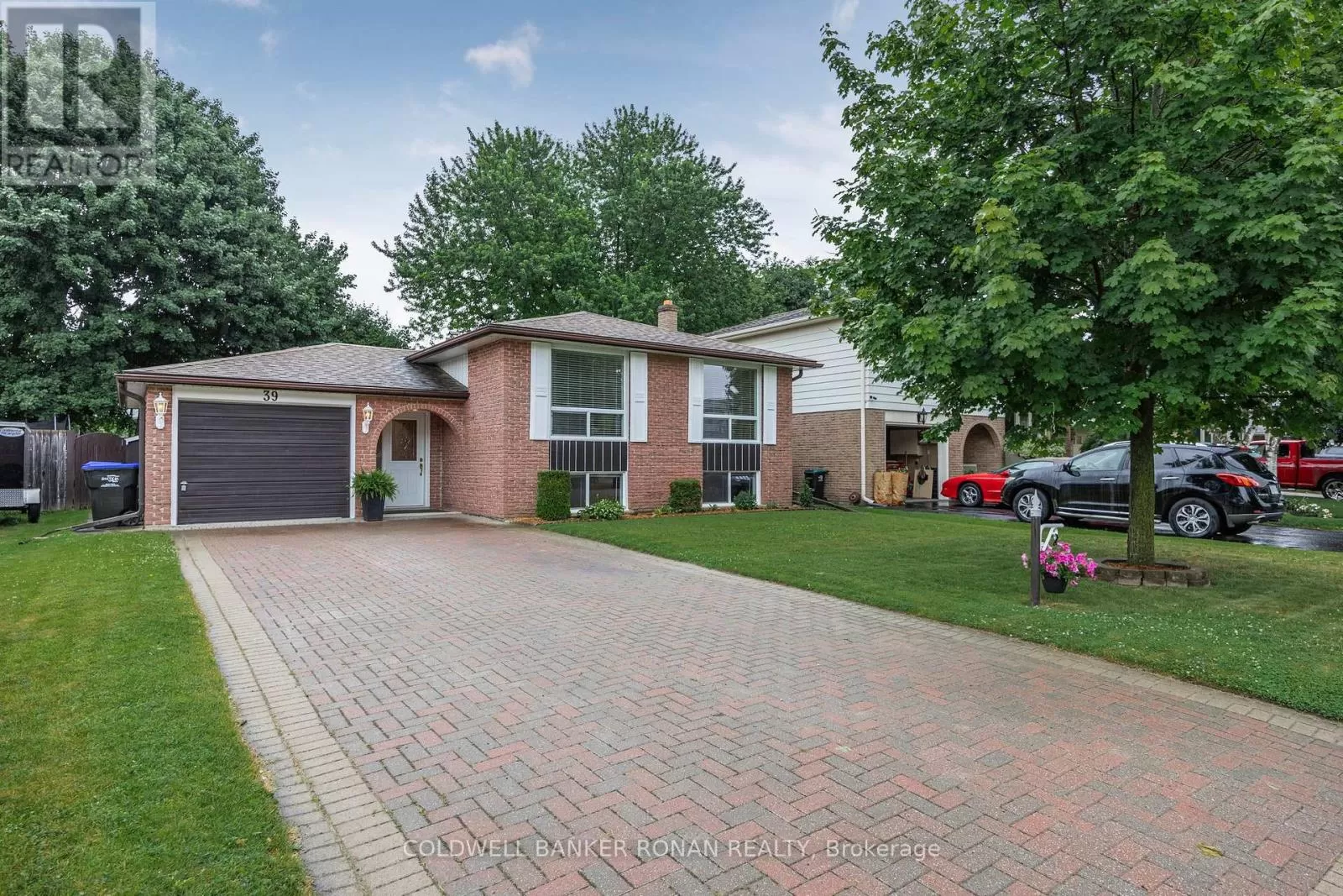 House for rent: 39 Mitchell Avenue, New Tecumseth, Ontario L9R 1C9