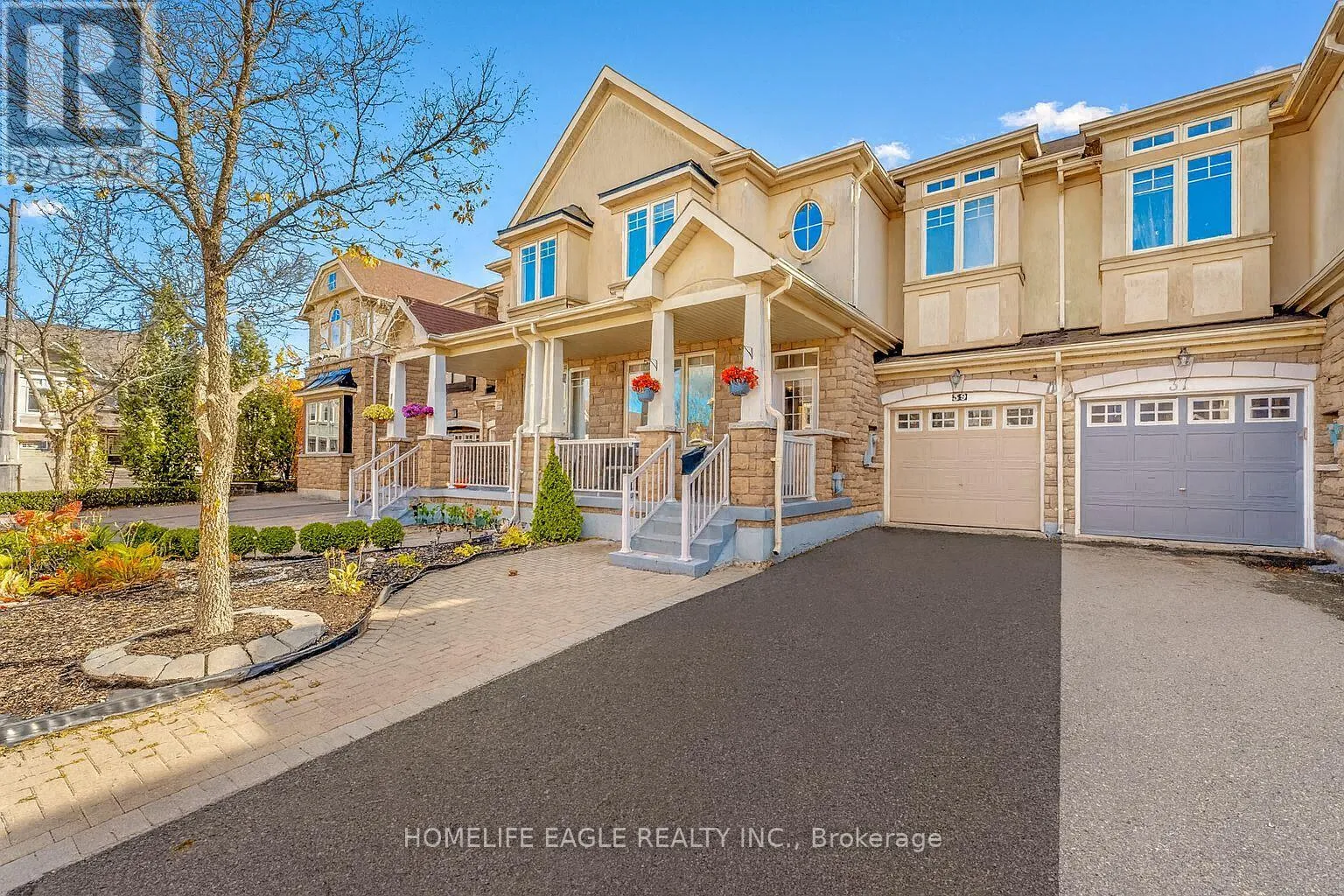 Row / Townhouse for rent: 39 Pitney Avenue, Richmond Hill, Ontario L4E 4Y5