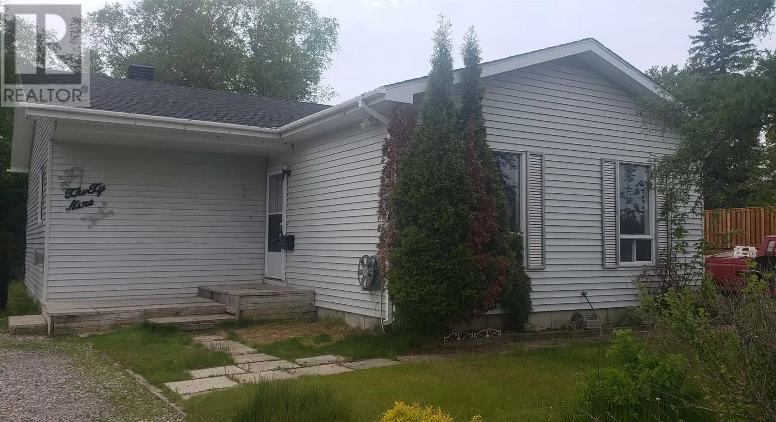 39 Poplar Cres, Marathon, Ontario P0T 2E0