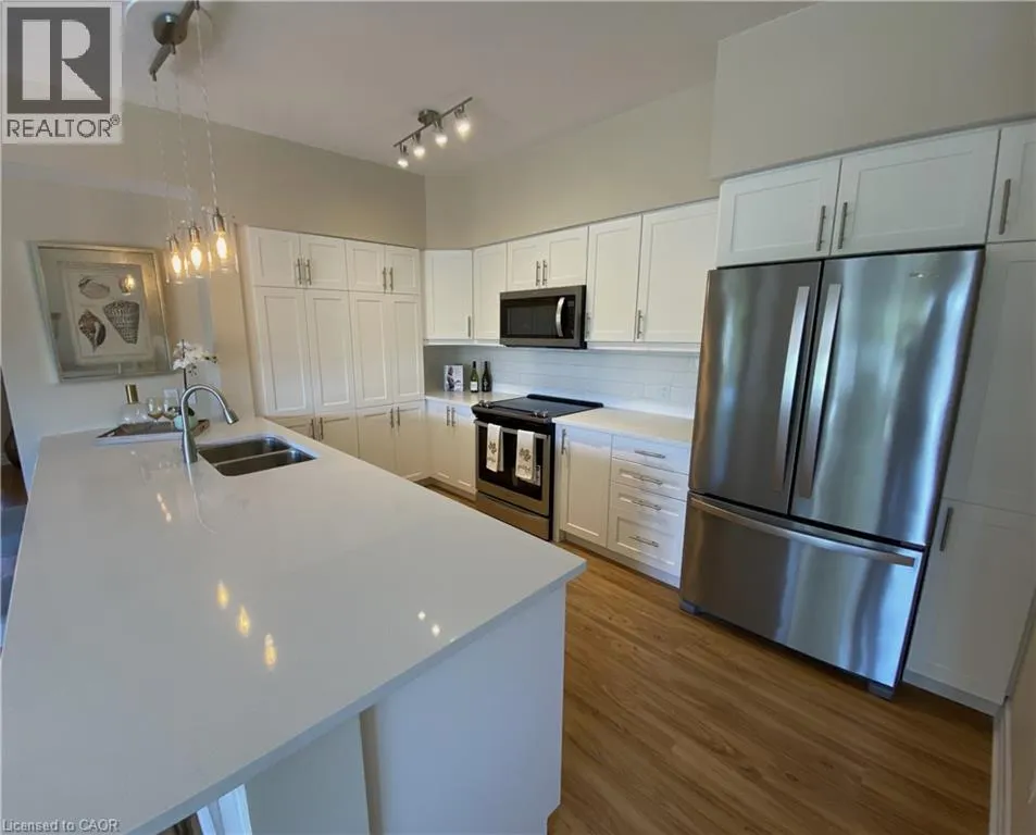 Apartment for rent: 39 Sister Varga Terrace Unit# 115, Hamilton, Ontario L9B 0J7