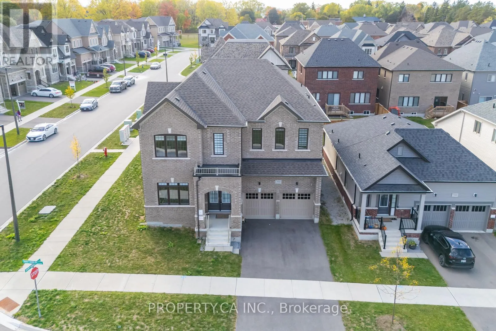 House for rent: 390 Danny Wheeler Boulevard, Georgina, Ontario L4P 0J8