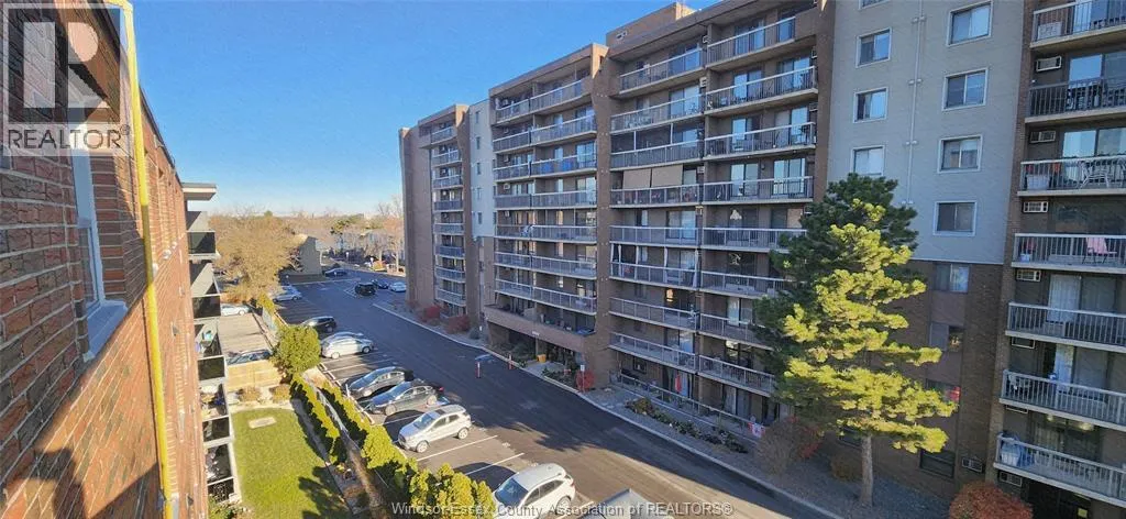 Apartment for rent: 3900 Wyandotte Street East Unit# 519, Windsor, Ontario N8Y 1B3