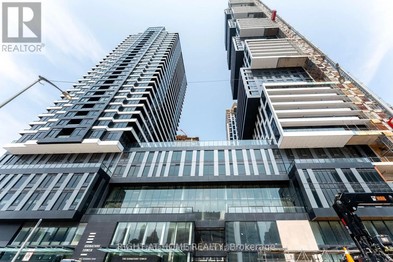 Apartment for rent: 3907 - 4015 The Exchange Street, Mississauga, Ontario L5B 0N9