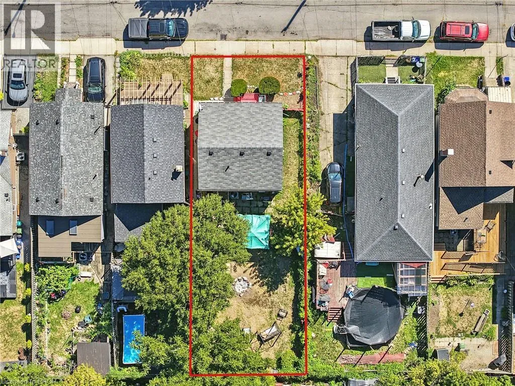 House for rent: 391 Fairfield Avenue, Hamilton, Ontario L8H 5J1