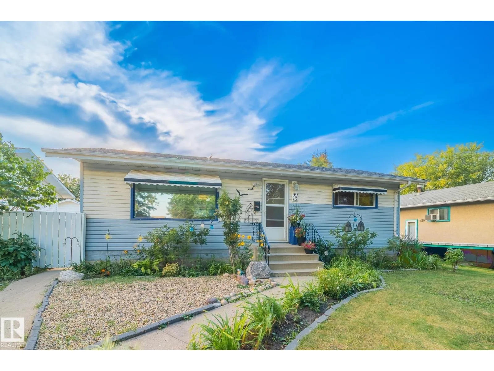 House for rent: 3912 52 St, Wetaskiwin, Alberta T9A 1M6