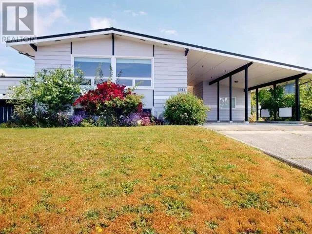 House for rent: 3912 Joyce Ave, Powell River, British Columbia V8A 2Z3