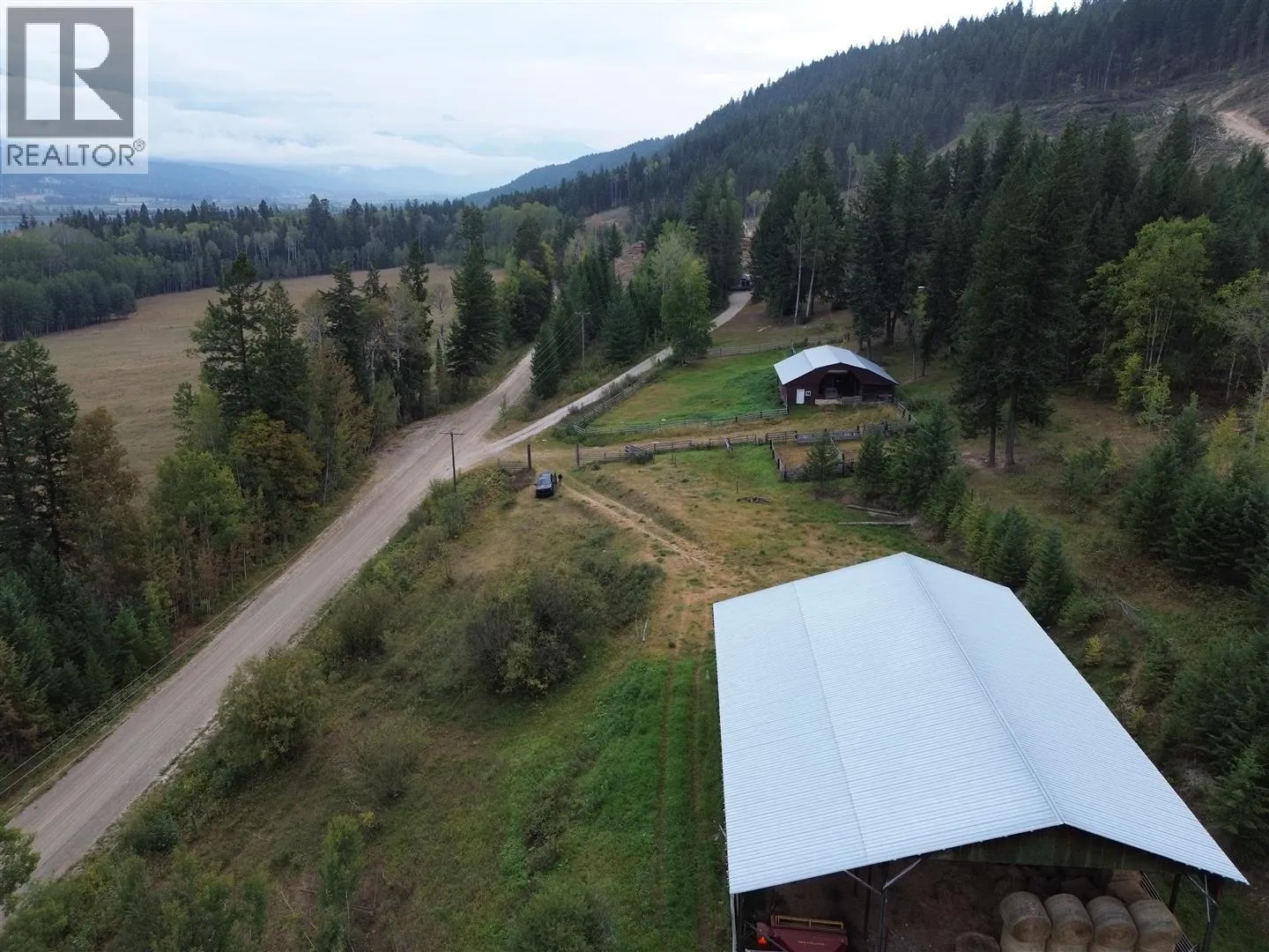 House for rent: 3918 Sanborn Road, Parson, British Columbia V0A 1L0