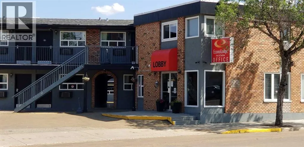 392 Centre Street, Drumheller, Alberta T0J 0Y0