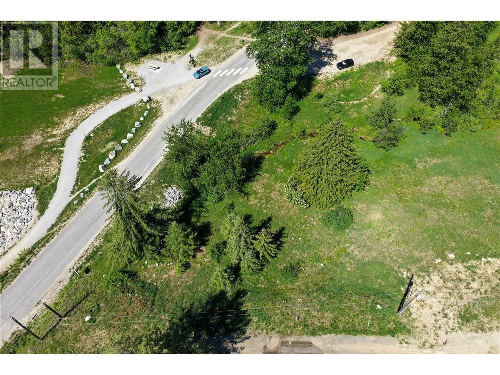 Other for rent: 3923 Old Red Mountain Road, Rossland, British Columbia V0G 1Y0