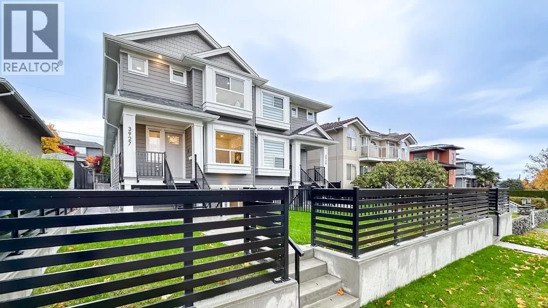 Duplex for rent: 3927 Forest Street, Burnaby, British Columbia V5G 1W7