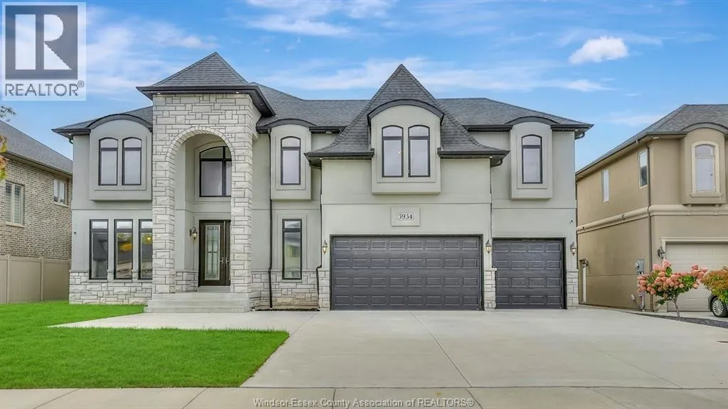 House for rent: 3934 Lasalle Woods Boulevard, LaSalle, Ontario N9H 0G6