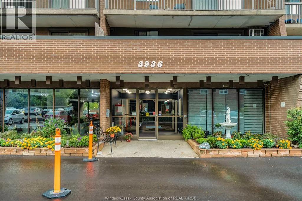 Apartment for rent: 3936 Wyandotte Street East Unit# 606, Windsor, Ontario N8Y 4V1