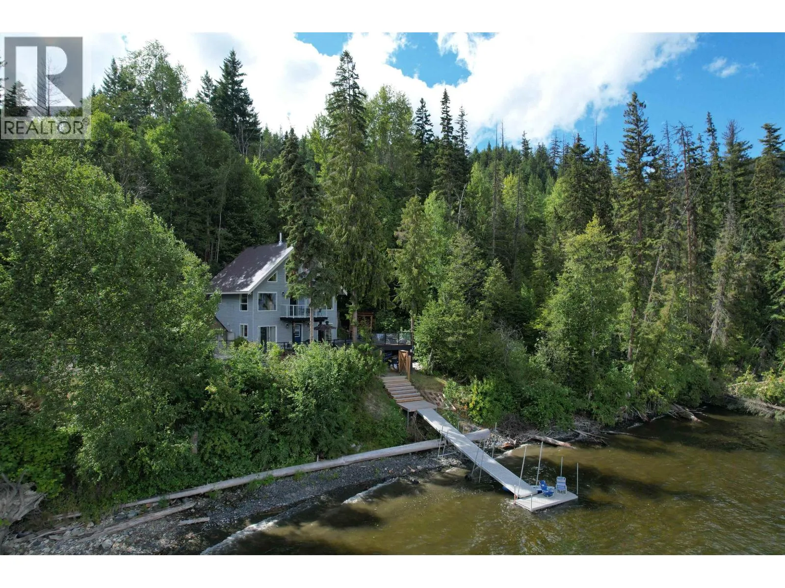 House for rent: 3937 Canim-hendrix Lake Road, Canim Lake, British Columbia V0K 1J0