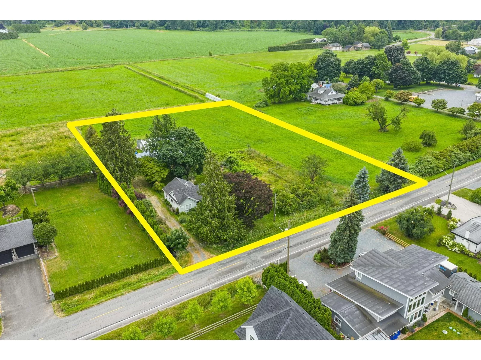 House for rent: 394 Arnold Road, Abbotsford, British Columbia V3G 1S4