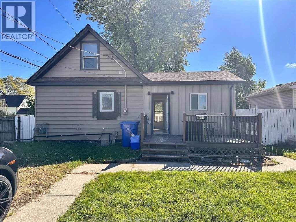 House for rent: 3941 Ontario Street, Windsor, Ontario N8Y 1P6