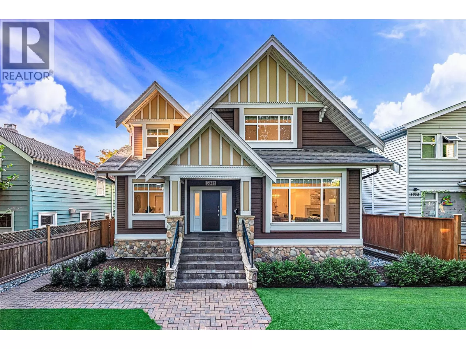 House for rent: 3941 W 19th Avenue, Vancouver, British Columbia V6S 1C9