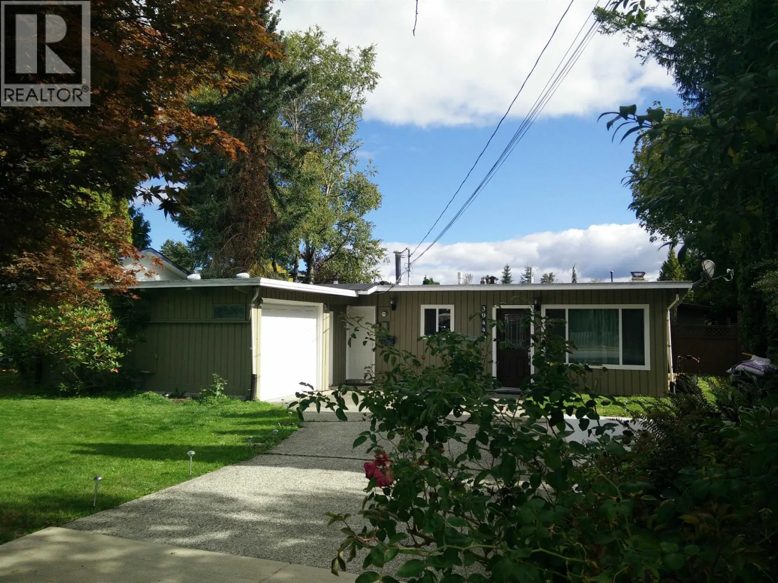 House for rent: 3944 Inverness Street, Port Coquitlam, British Columbia V3B 3C1