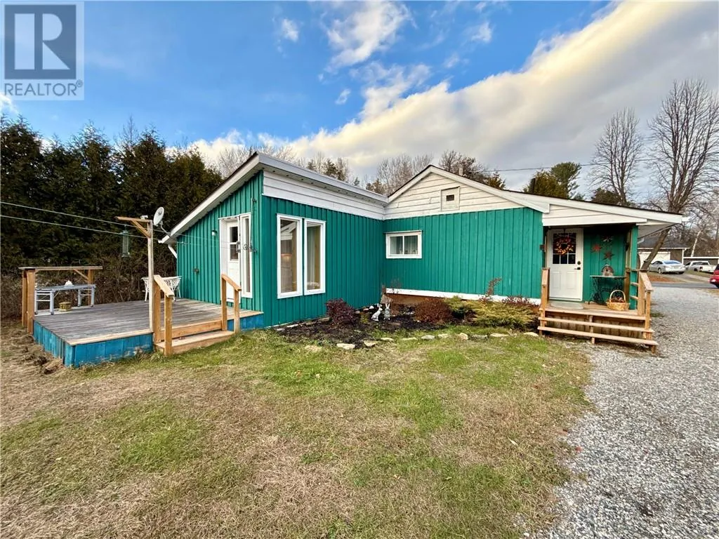 House for rent: 395 King, Massey, Ontario P0P 1P0