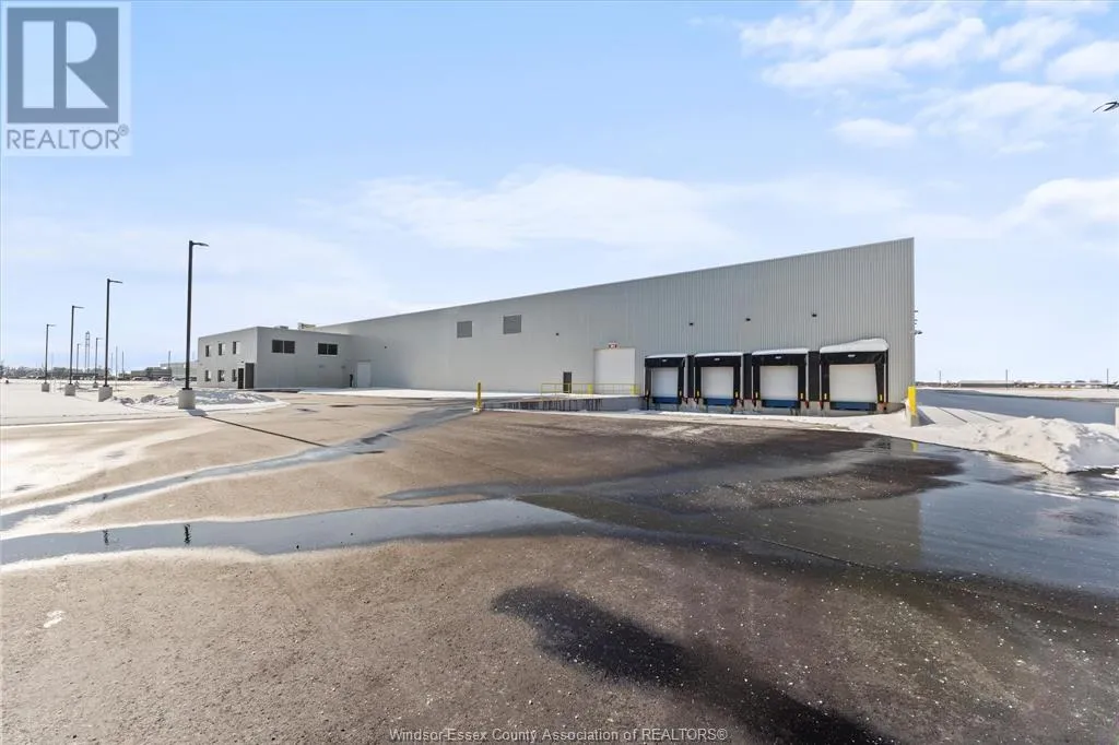 395 Patillo Road, Lakeshore, Ontario N8N 2L9