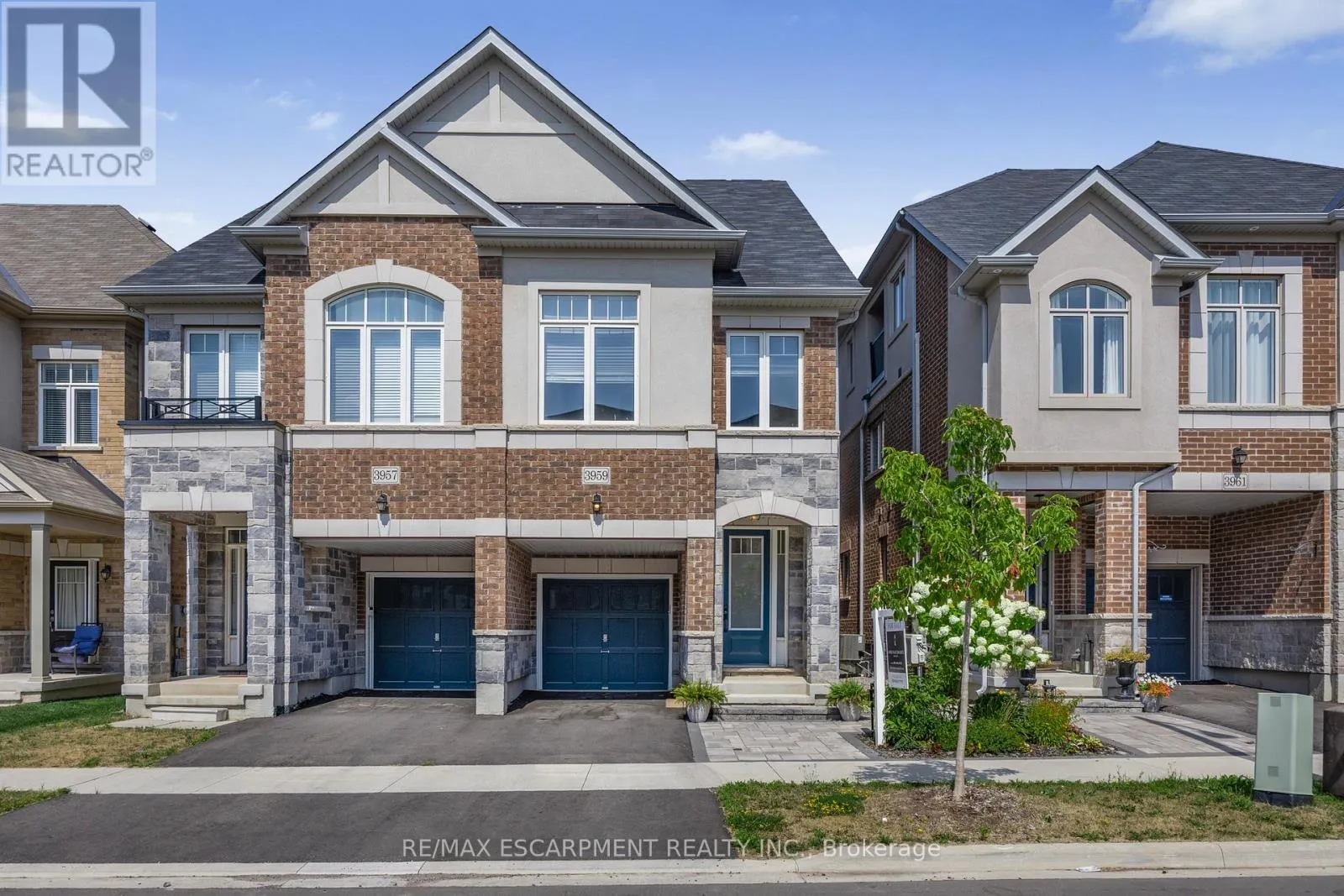 House for rent: 3959 Koenig Road, Burlington, Ontario L7M 0Z7