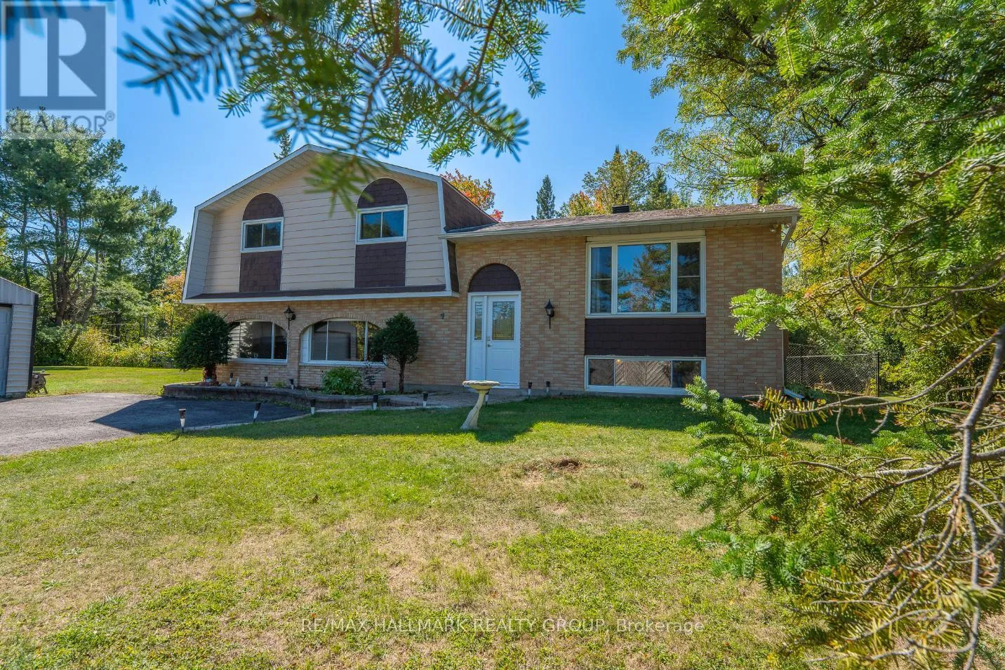 House for rent: 3960 Farmers Way, Ottawa, Ontario K0A 1K0