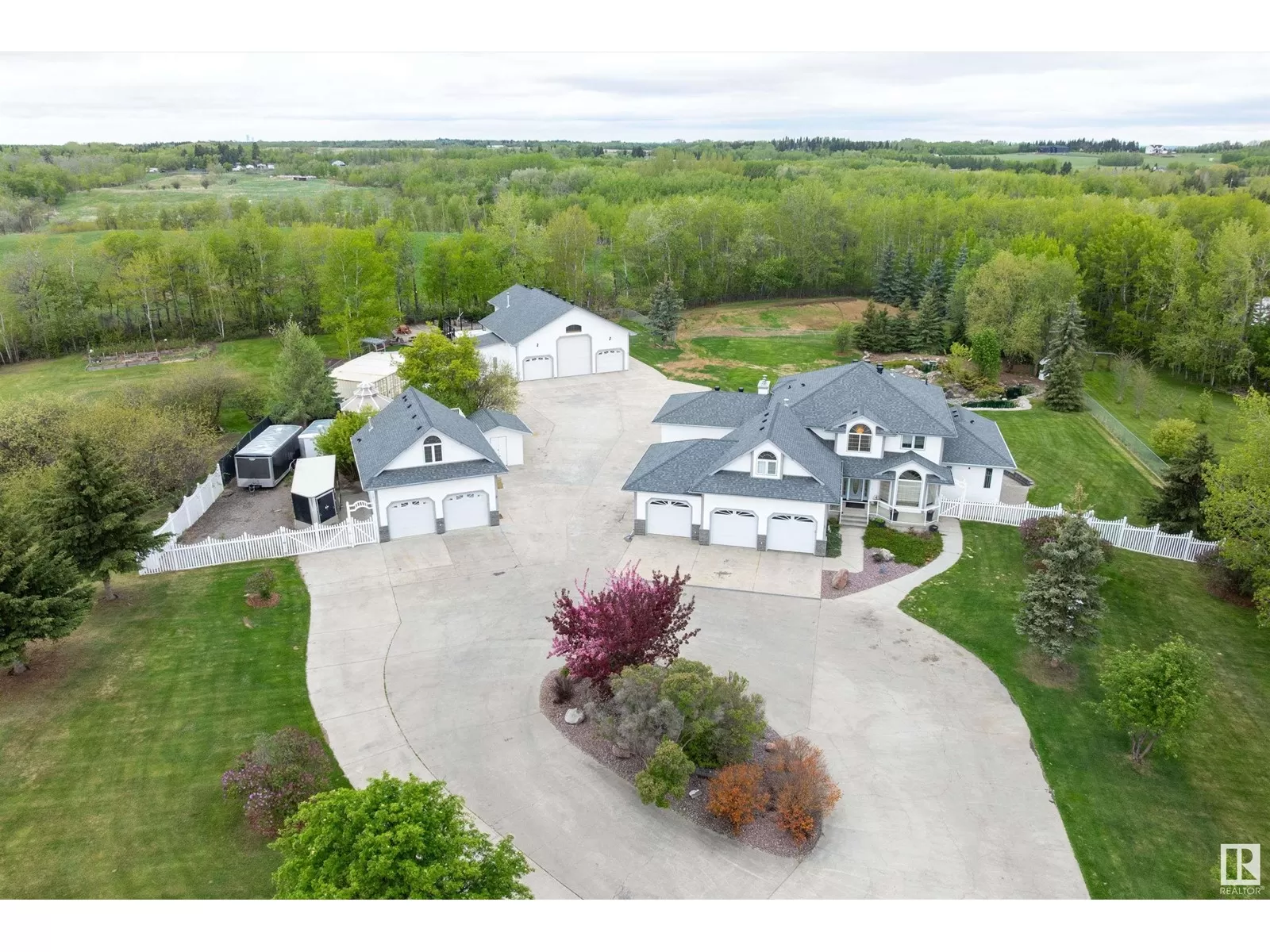 House for rent: 397 52458 Range Road 223, Rural Strathcona County, Alberta T8A 5V1