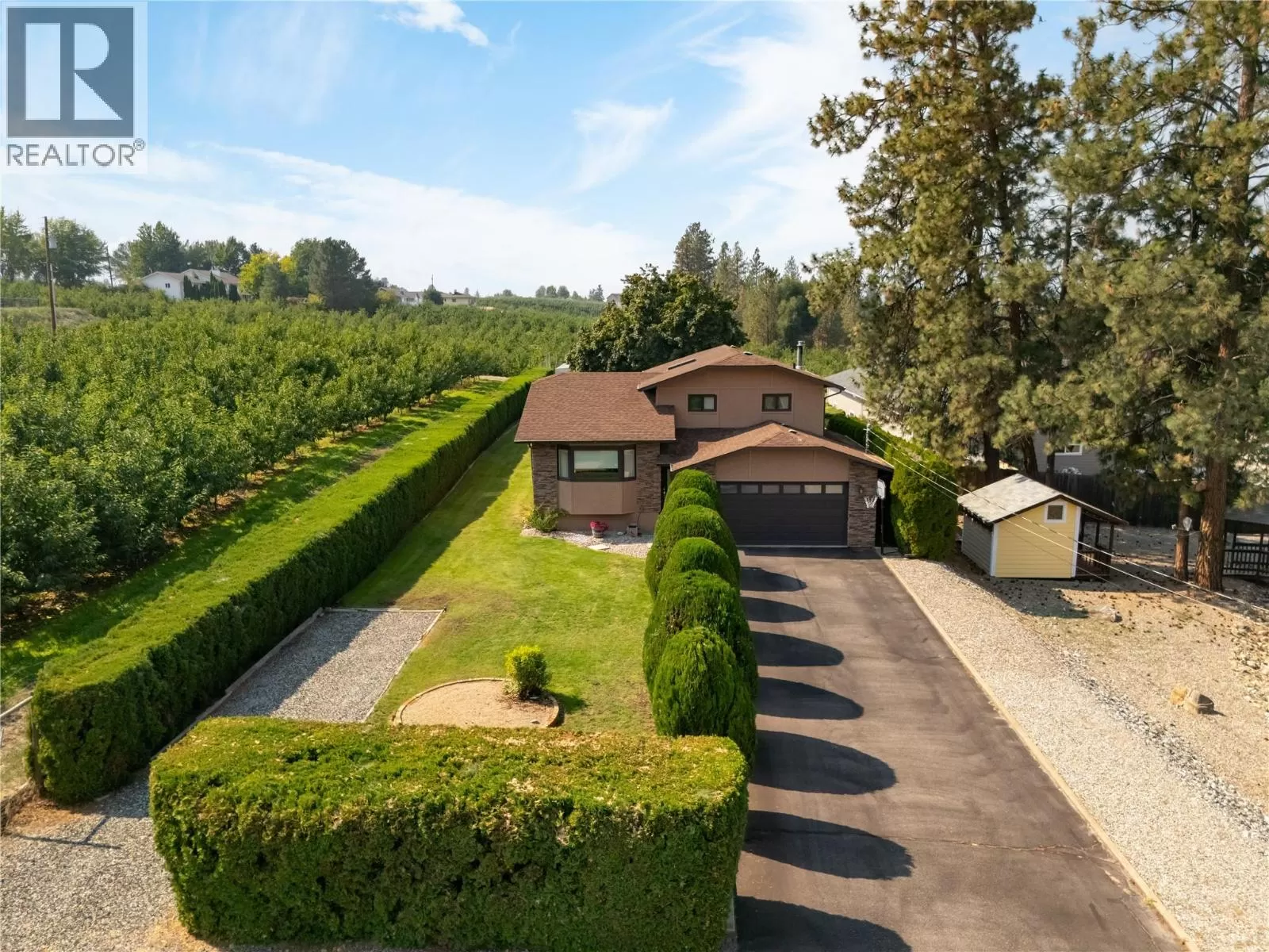 House for rent: 3970 June Springs Road, Kelowna, British Columbia V1W 4E4