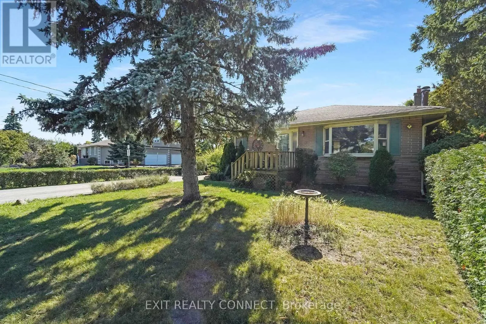 House for rent: 398 Third Line, Oakville, Ontario L6L 4A5