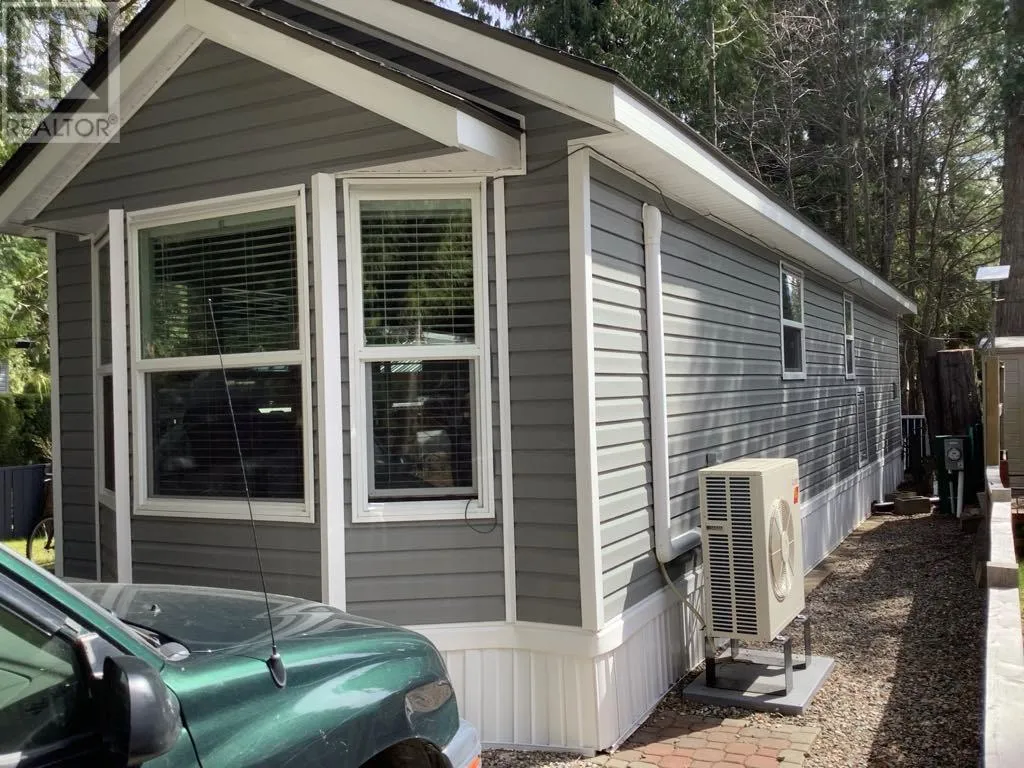 Park Model Mobile Home for rent: 3980 Squilax Anglemont Road Unit# 35, Scotch Creek, British Columbia V0E 1M5