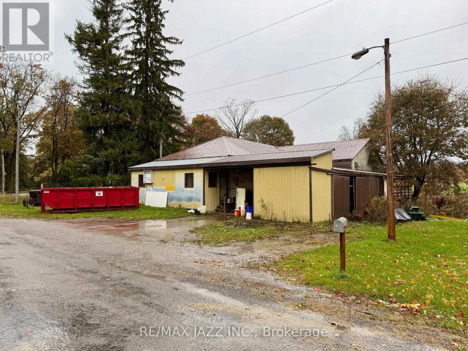 3985 Wilson Road N, Oshawa, Ontario L1H 7K4