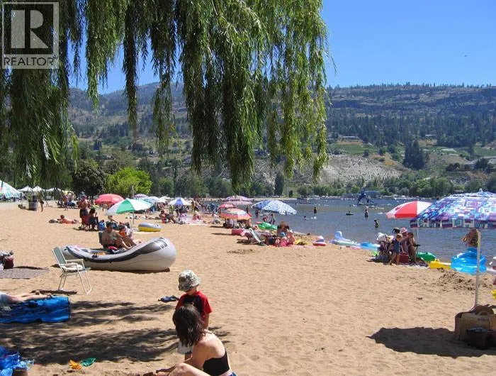 Manufactured Home for rent: 3999 Skaha Lake Road Unit# 73, Penticton, British Columbia V2A 6J7