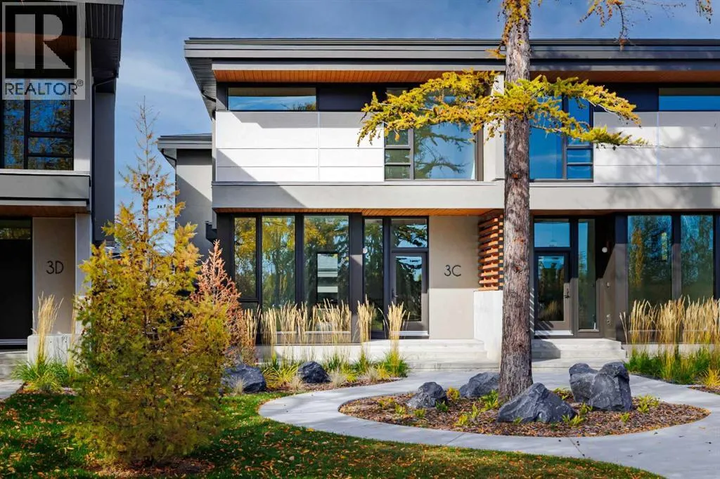 Duplex for rent: 3c Willow Crescent Sw, Calgary, Alberta T3C 3B8