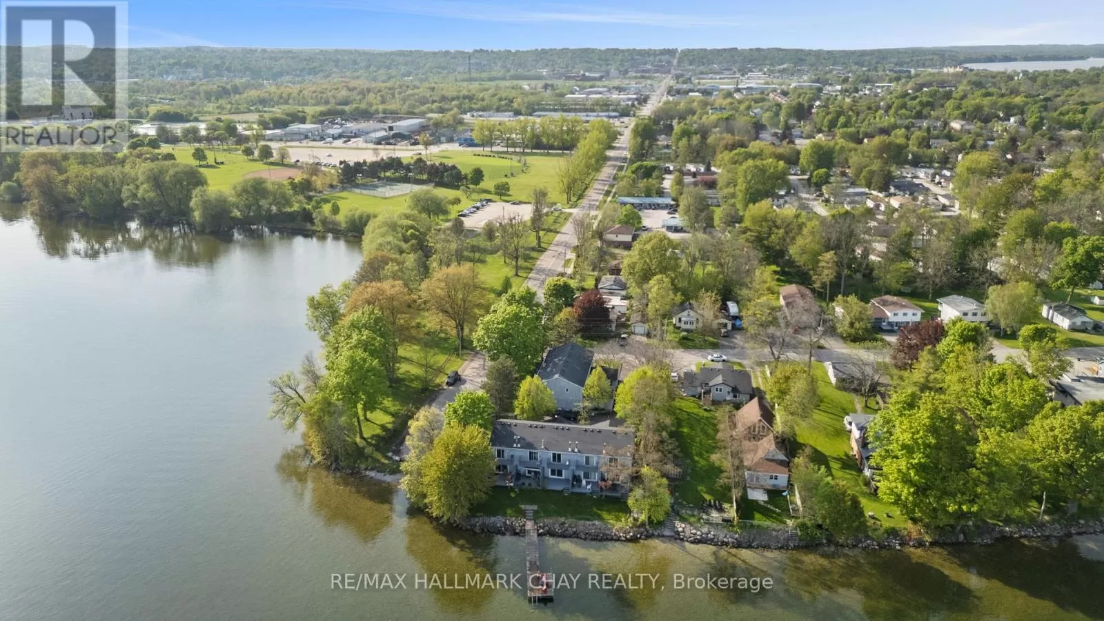 Row / Townhouse for rent: 4 - 1 Olive Crescent, Orillia, Ontario L3V 7N5