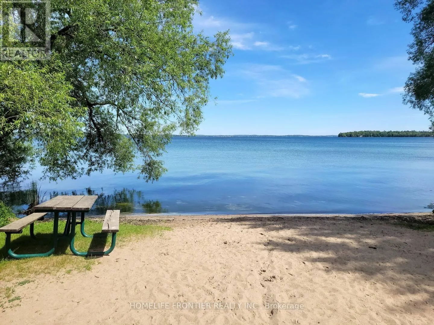 Fourplex for rent: 4 - 1015 Arnold Street, Innisfil, Ontario L0L 1C0