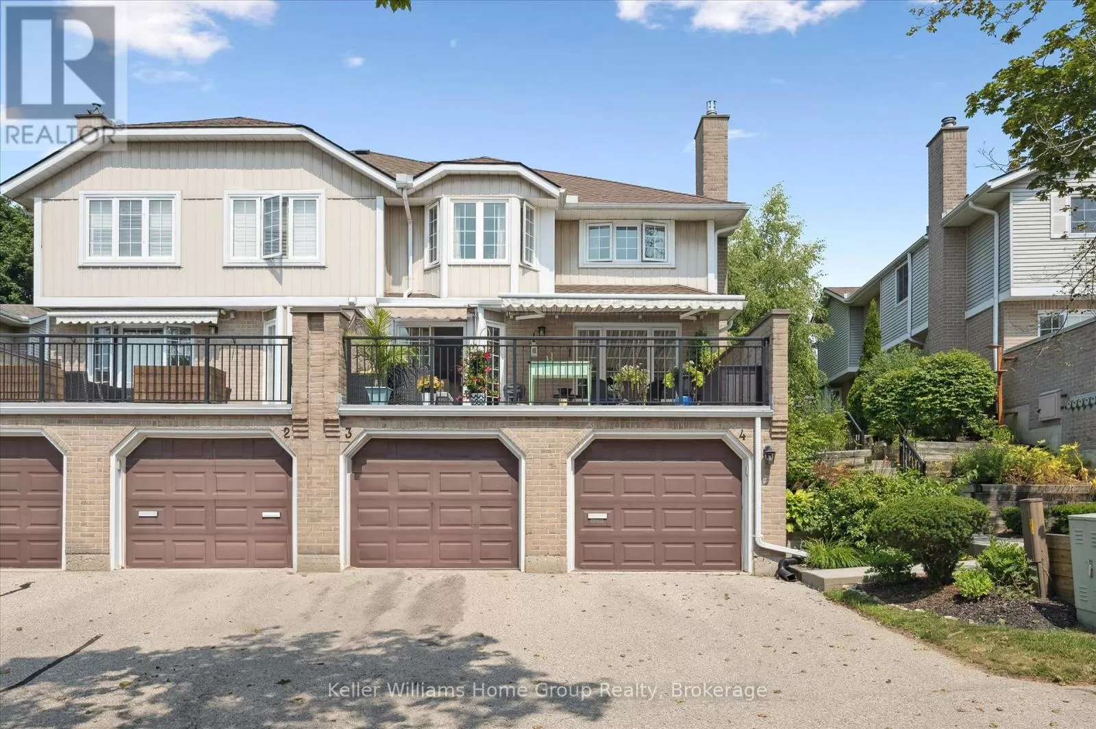 Row / Townhouse for rent: 4 - 106 Woodlawn Road E, Guelph, Ontario N1E 1B7