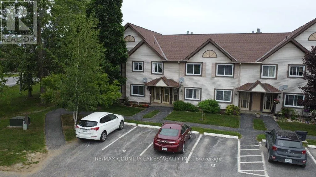 Row / Townhouse for rent: 4 - 11 Laguna Parkway, Ramara, Ontario L0K 1B0