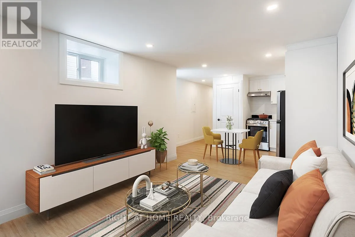 Other for rent: 4 - 113 Catharine Street N, Hamilton, Ontario L8R 1J5