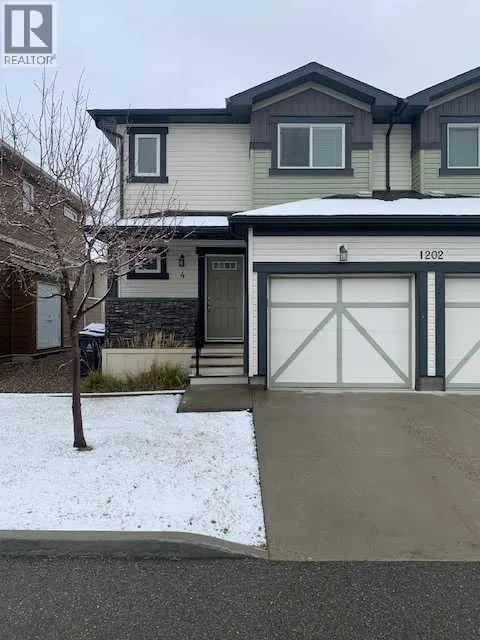 4, 1202 Keystone Road W, Lethbridge, Alberta T1J 5H6