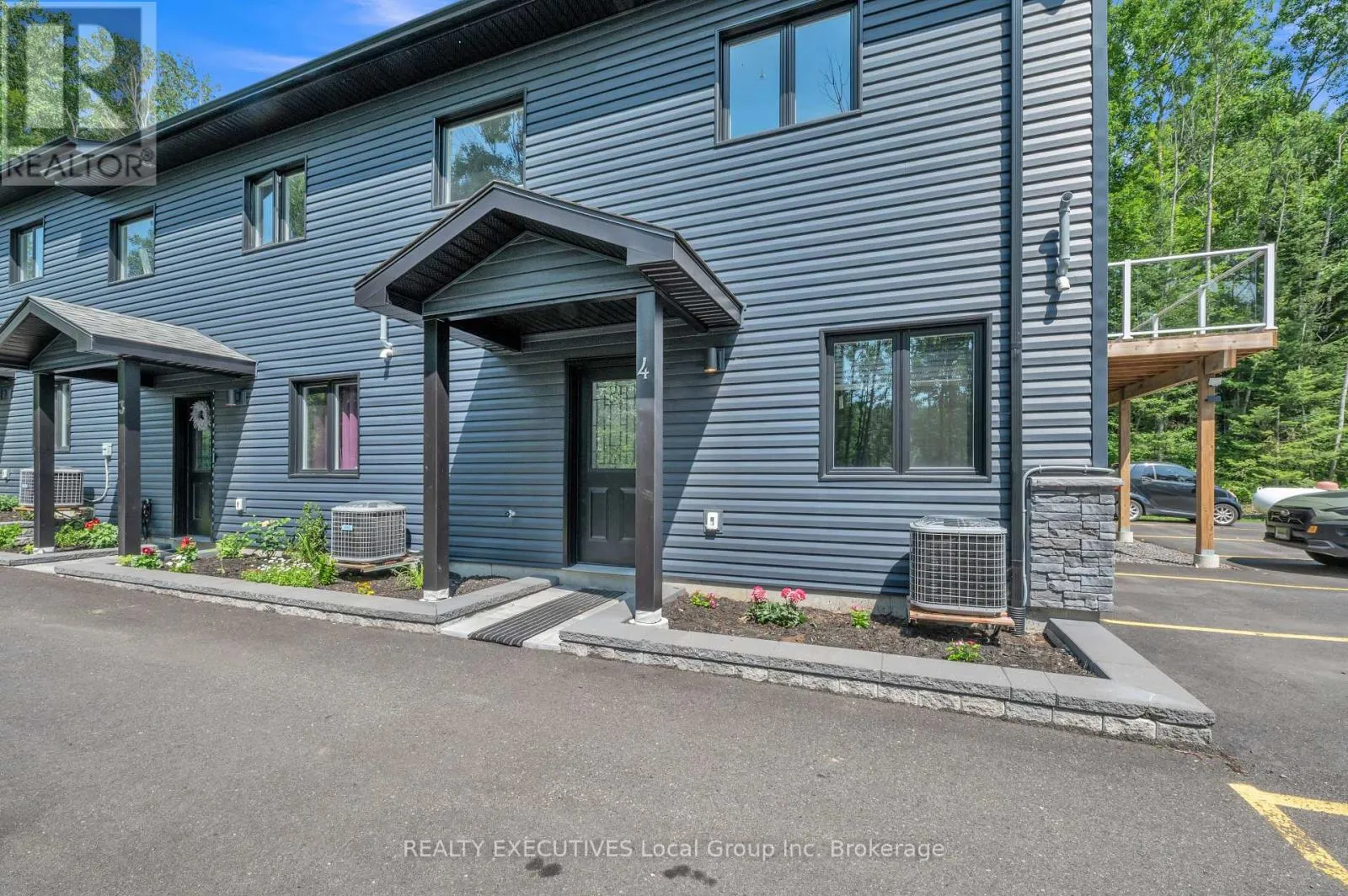 Row / Townhouse for rent: 4 - 1278 Village Road, East Ferris, Ontario P0H 1B0