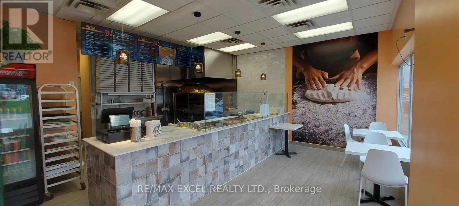 4 - 16700 Bayview Avenue, Newmarket, Ontario L3X 1W1