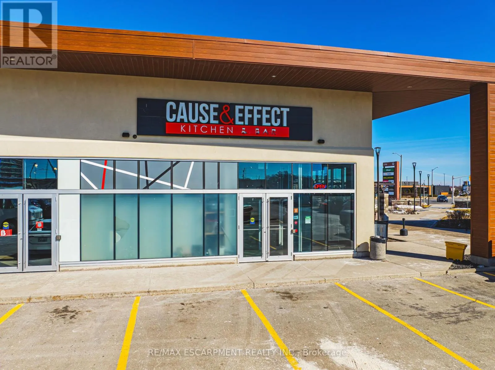 4 - 1784 Stone Church Road E, Hamilton, Ontario L8J 0B4