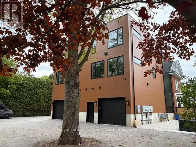 Other for rent: 4 - 20 Alice Street E, Blue Mountains, Ontario N0H 2P0