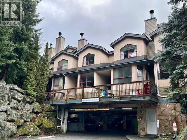 Row / Townhouse for rent: 4 2101 Whistler Road, Whistler, British Columbia V8E 0R3