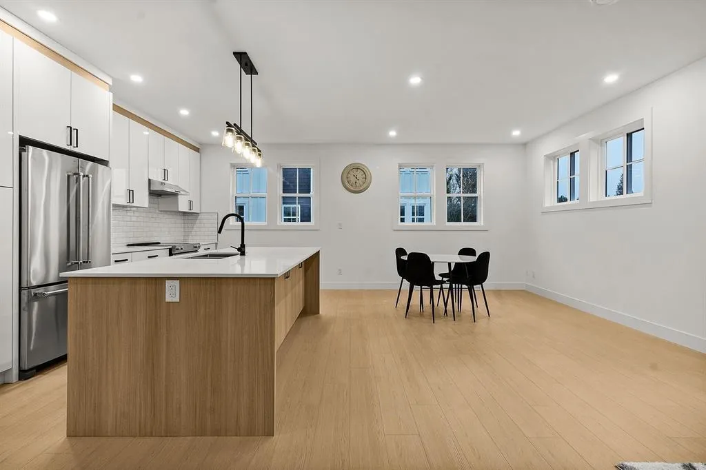 Row / Townhouse for rent: 4 2360 Crescent Way, Abbotsford, British Columbia V2S 3M2